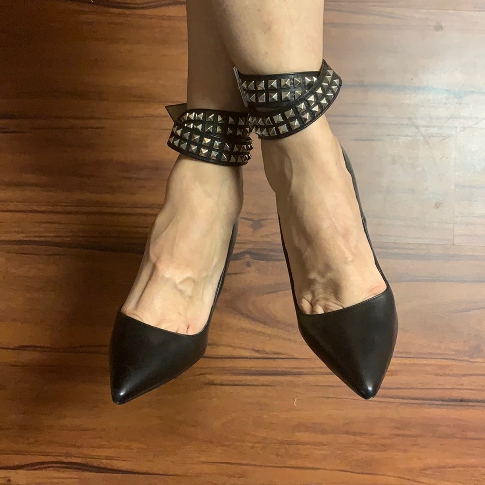 Manolo Blahnik leather heels